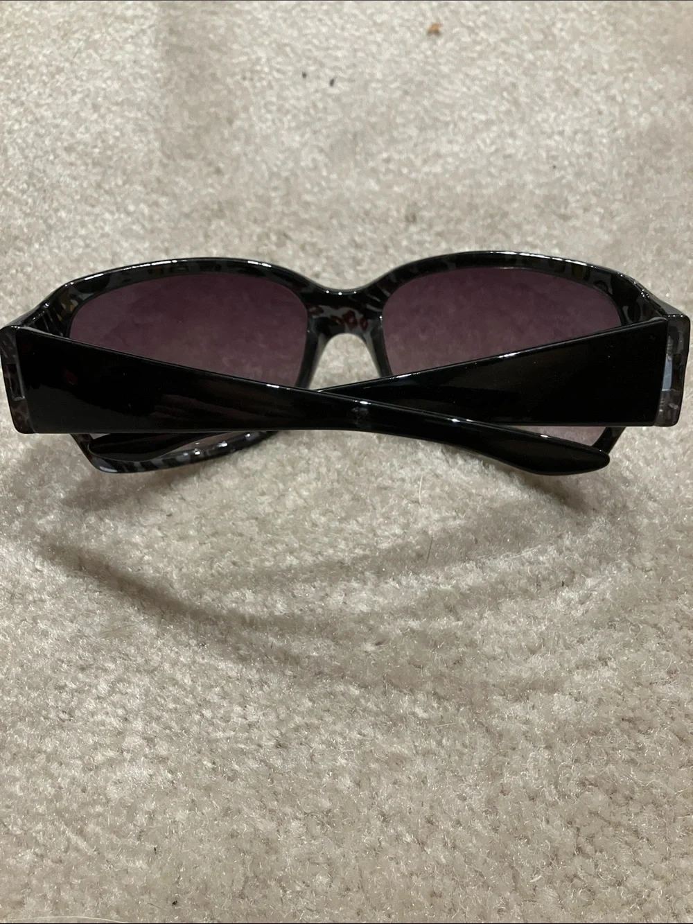 Disney Minnie Mouse Classic Black Women's Oversized Sunglasses - Black Lenses